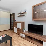 Apartament Z Bezplatnym Parkingiem I Bezplatnym Wifi