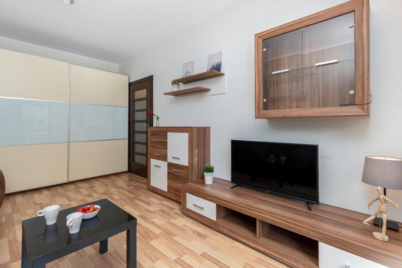 Apartament Z Bezplatnym Parkingiem I Bezplatnym Wifi Krakow
